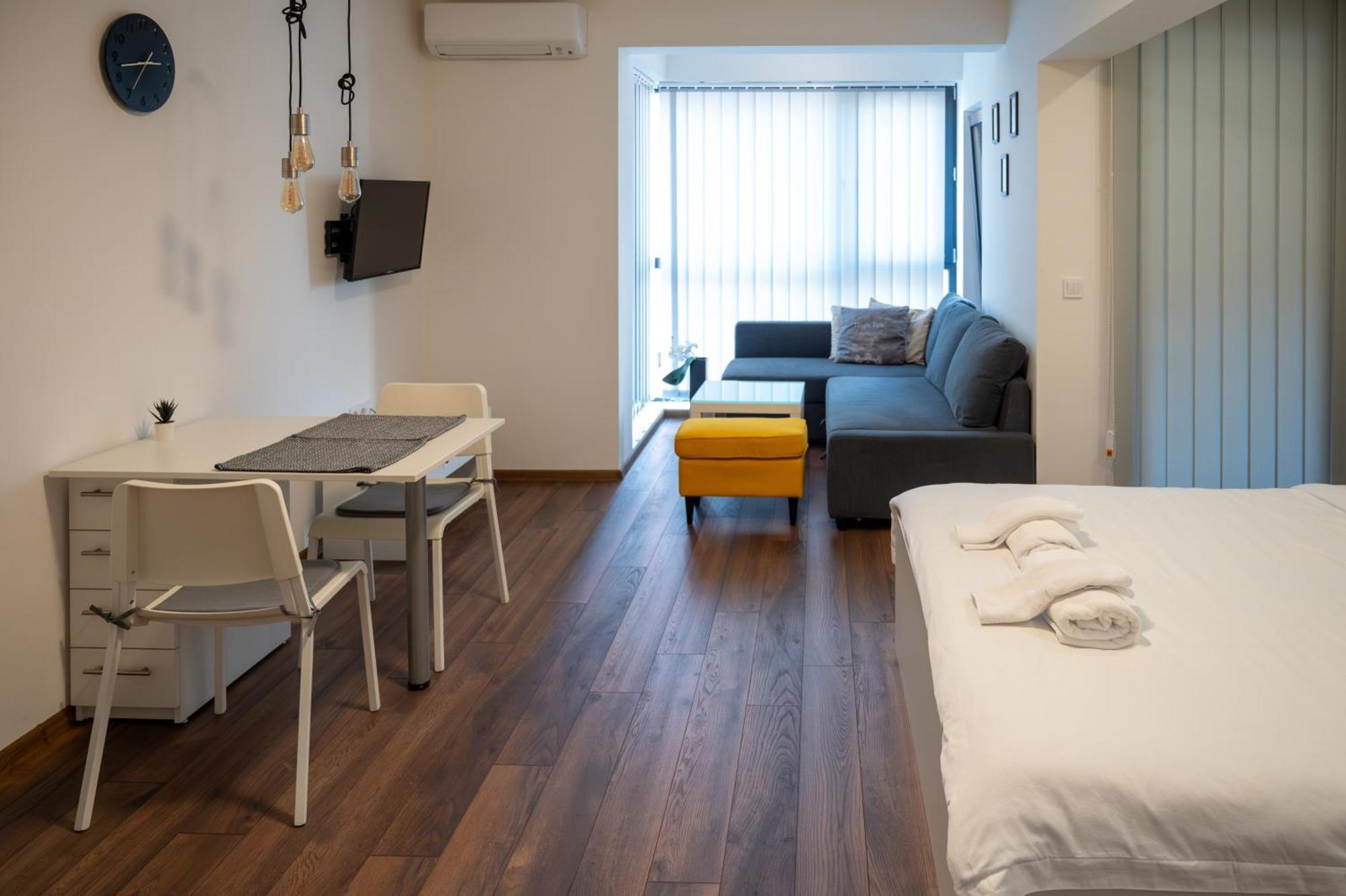 Appartement Bright In The Center Sofia